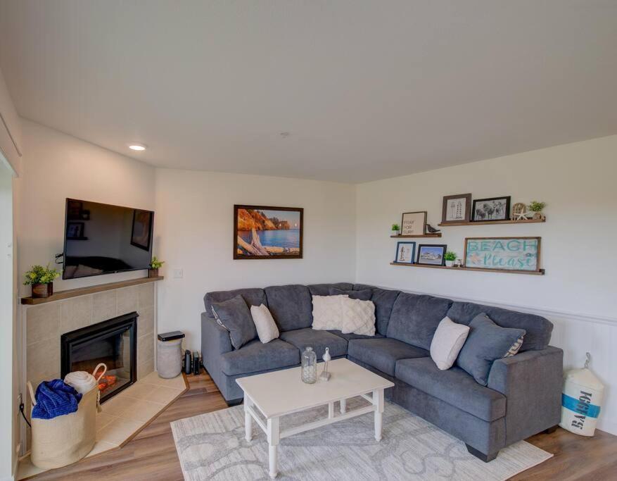 Beach Please-Updated Home With Ocean Views Long Beach Ngoại thất bức ảnh